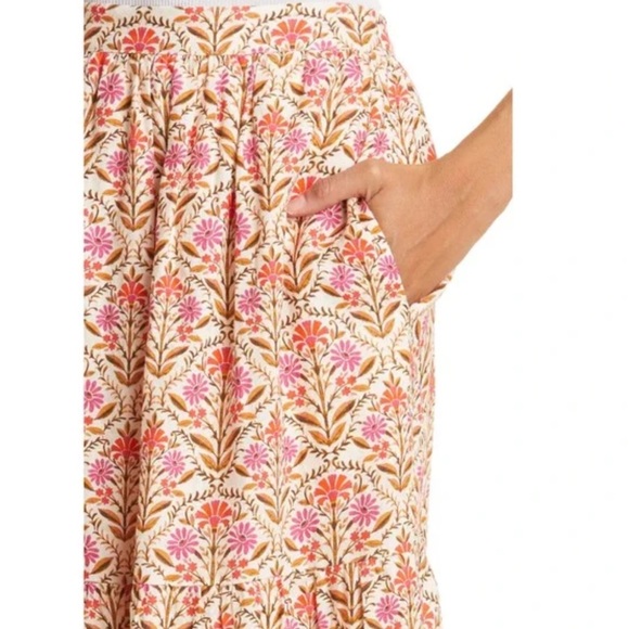 Cami NYC Nori Tiered Skirt Wallpaper Floral Size XS - Picture 4 of 9